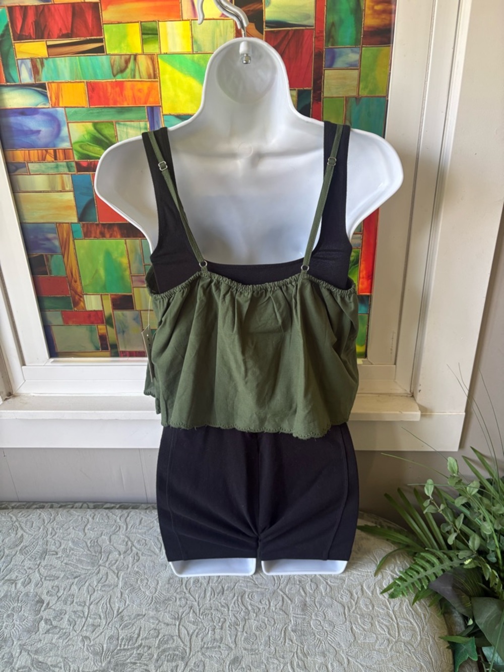 Embroidered Tank Top - Picture 2 of 4